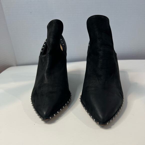 Gianni Bini Women’s Daveigh Black Suede Studded Western Booties Pointed Toe 9.5M - Picture 3 of 9